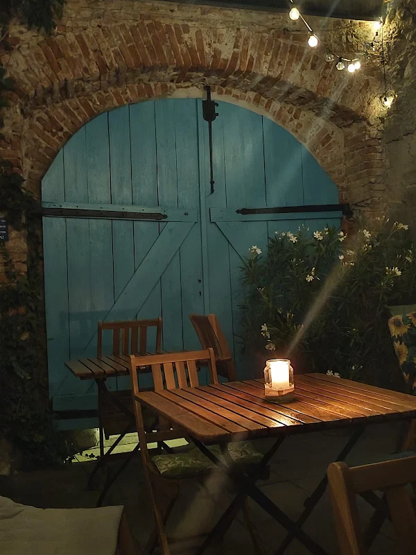 Cafe Bajazzo