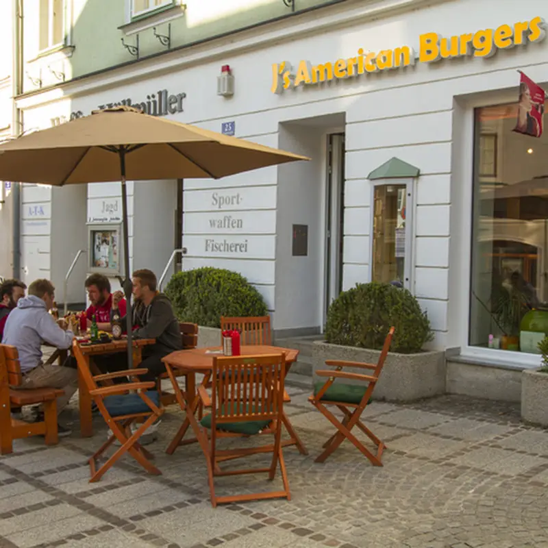 J´s American Burgers