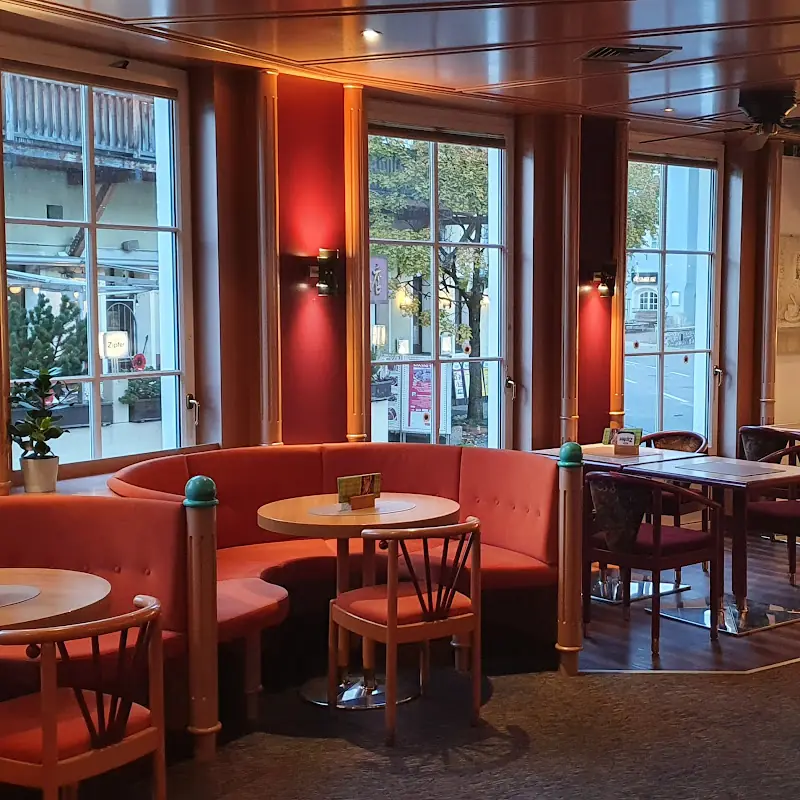 PIZZABAR - CAFE TYROLIS