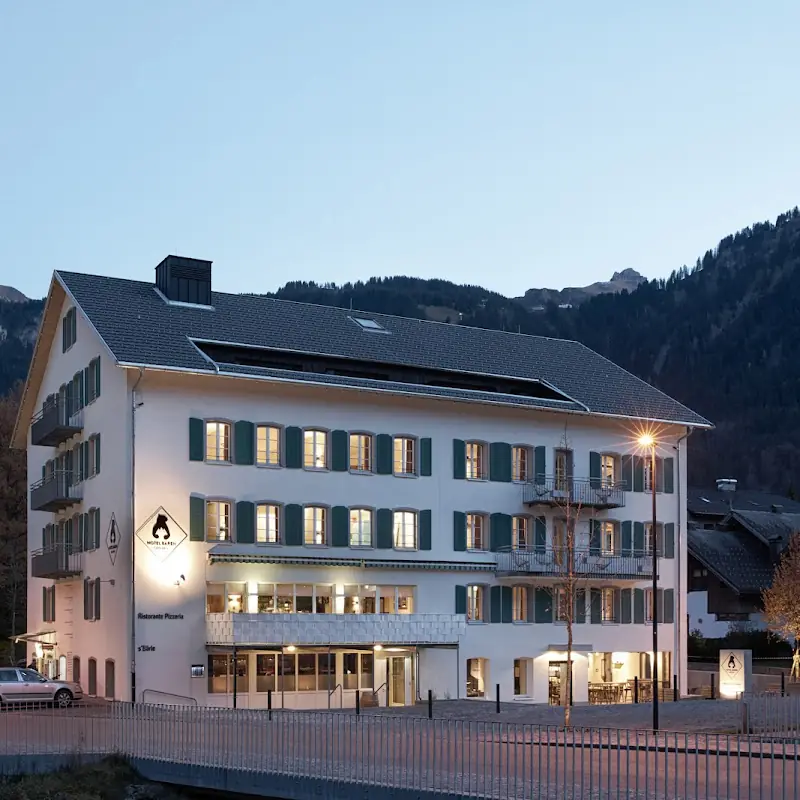 Hotel Bären und Cafe Deli