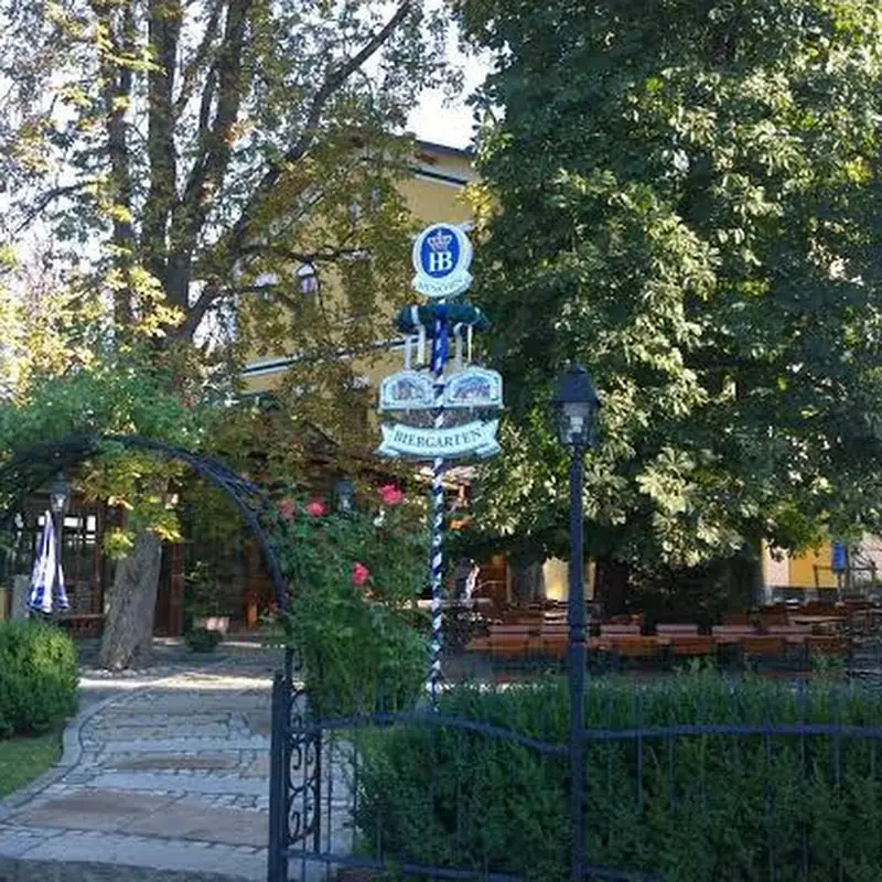Hotel & Restaurant Waldschloss