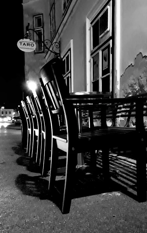 TARO American Bar