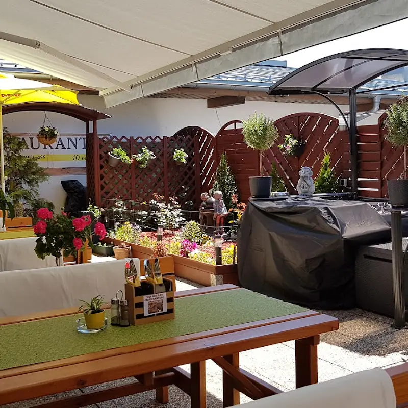 Schmankerlstock Cafe-Restaurant