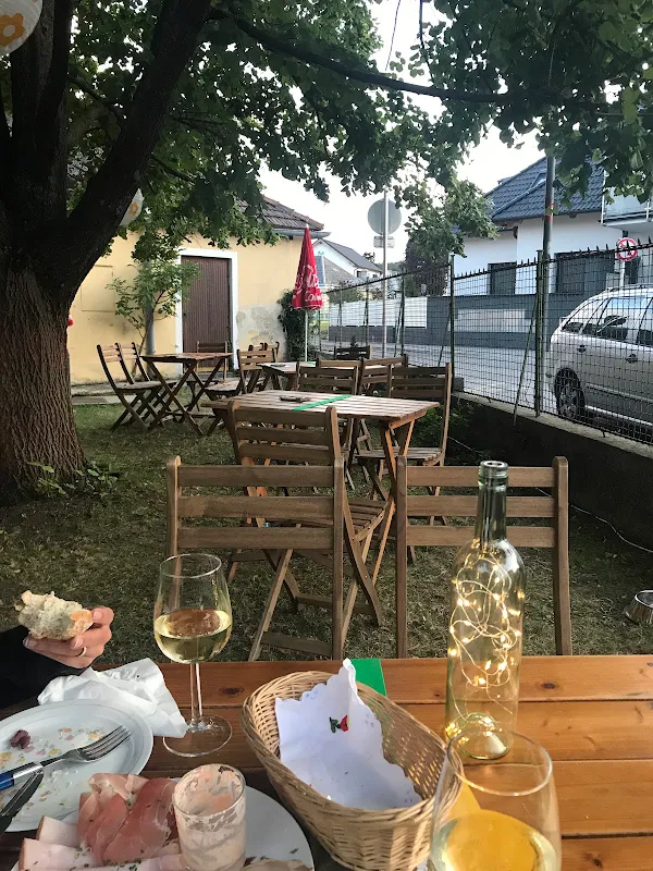 Pop-Up-Buschenschank & Weinbau Kristina Fehle-Bobal