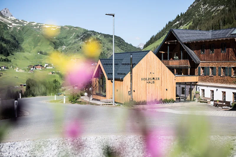 HOLZGAUER HAUS