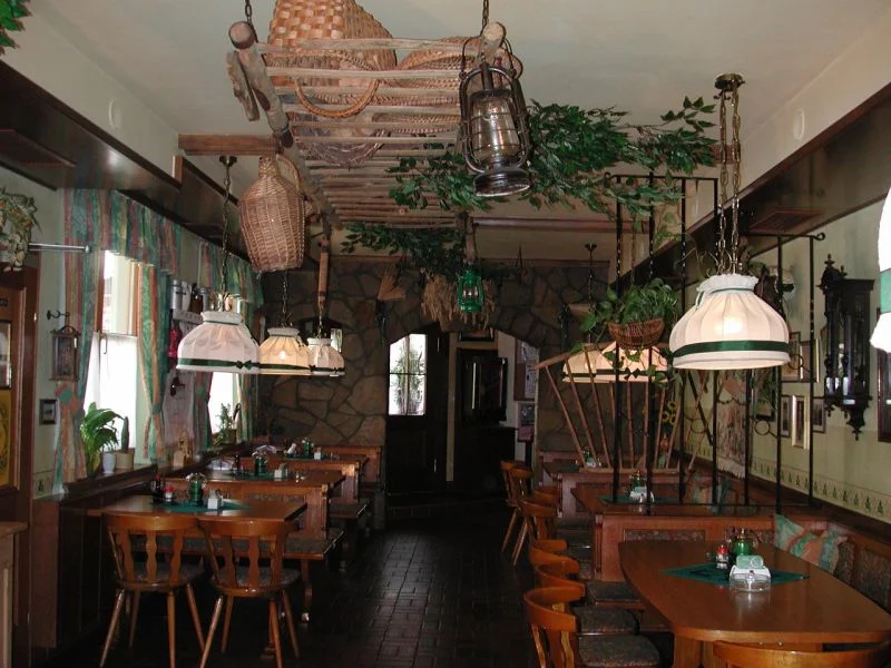 Nickis Restaurant