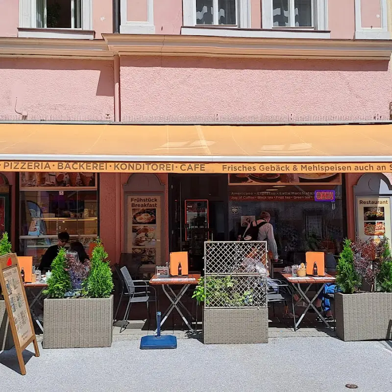 Leimüller Café • Bäckerei • Konditorei • Eissalon • Restaurant