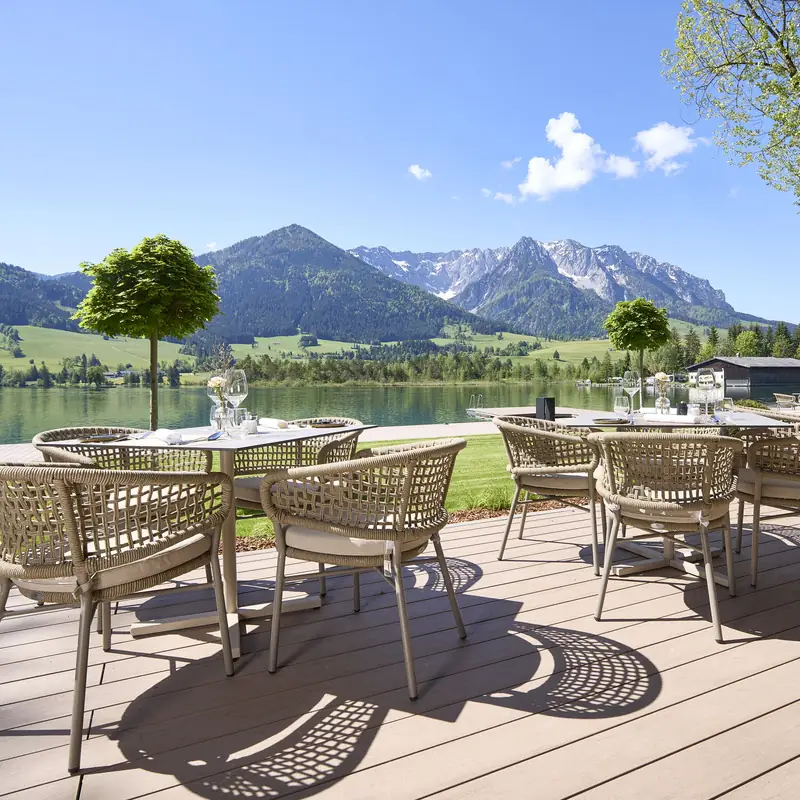 Das Lakes Restaurant & Bar