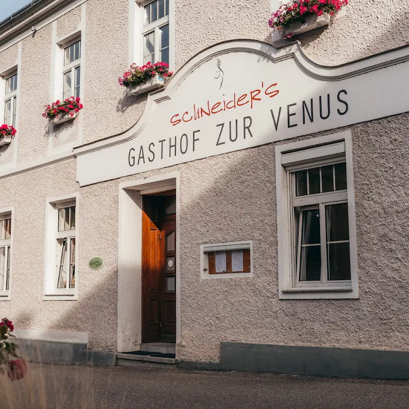 Gasthof zur Venus by Mistelbauer