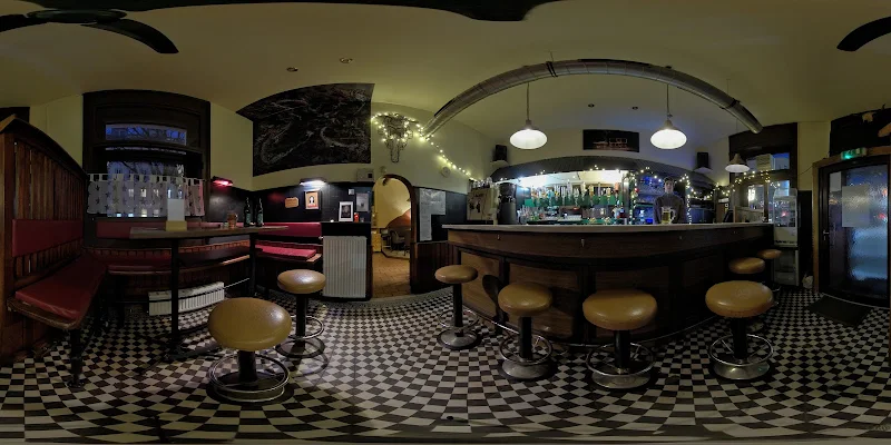 Pharo's Cafe Pub