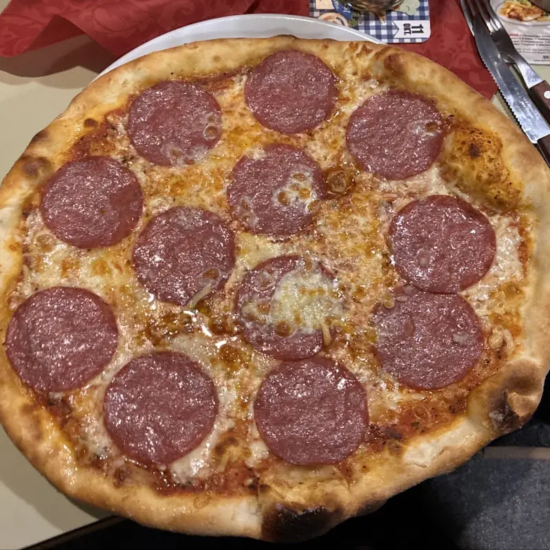 Pizzeria LA BELLA