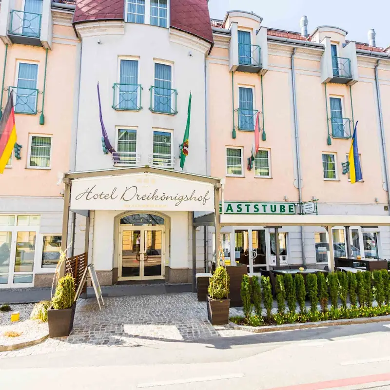 Hotel DREIKÖNIGSHOF - Familie Hopfeld