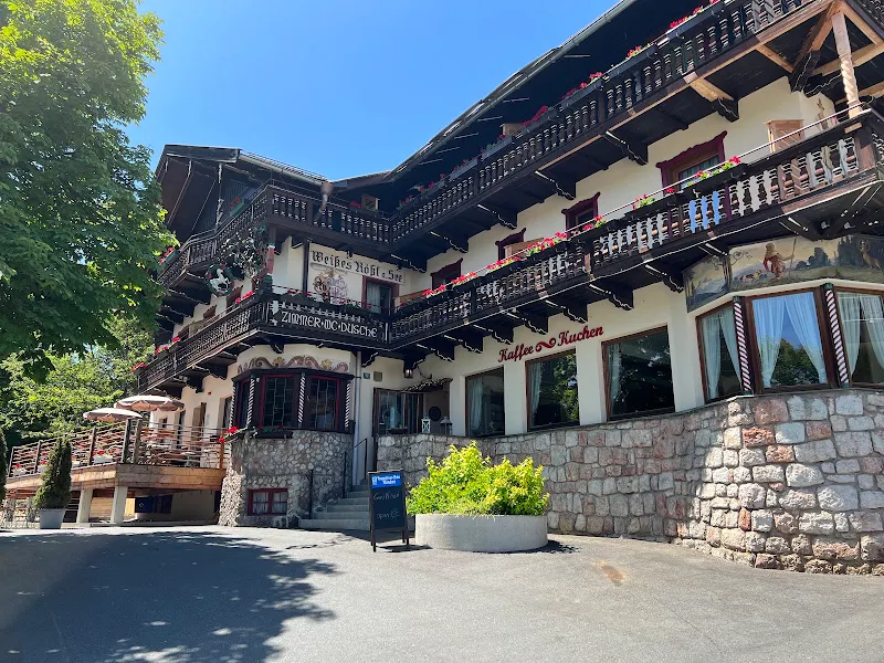 Gasthaus- Pension Restaurant Weisses Rössl am see