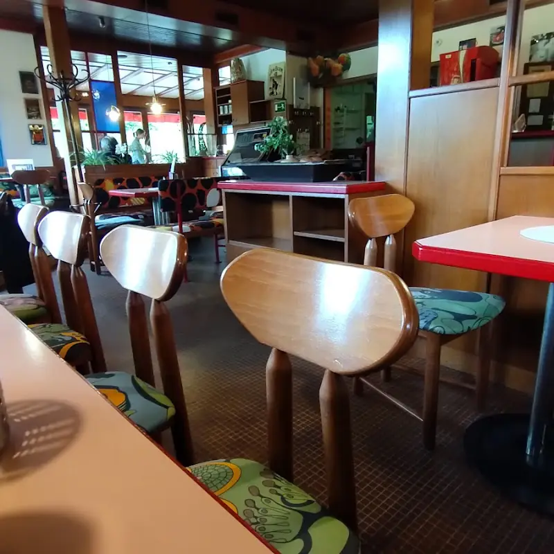 Bad Café