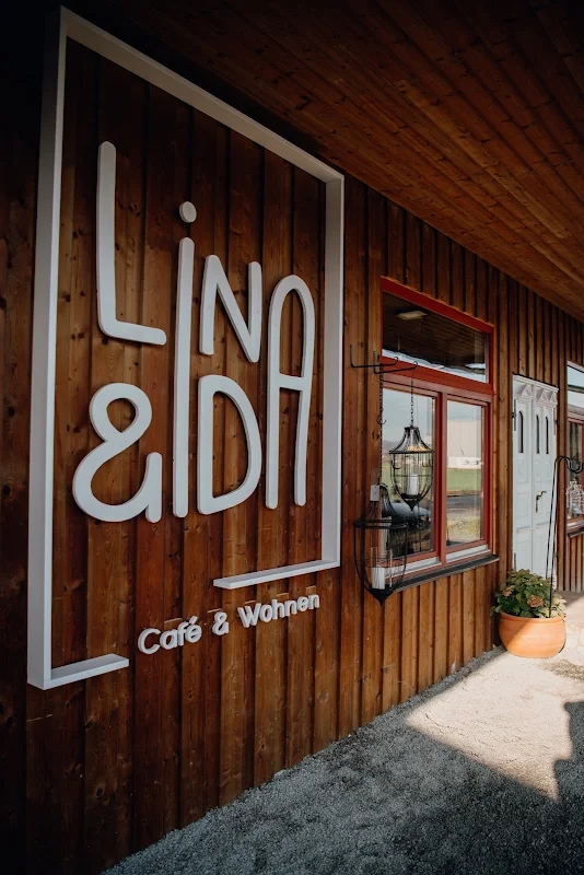 Lina & Ida
