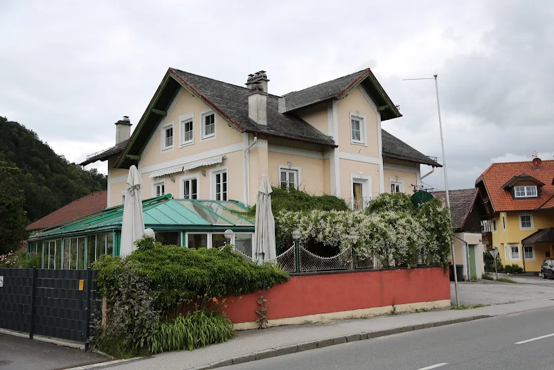 Zum Faßl