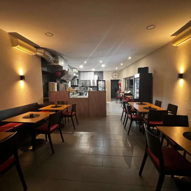 Sally's Cafe & Imbiss