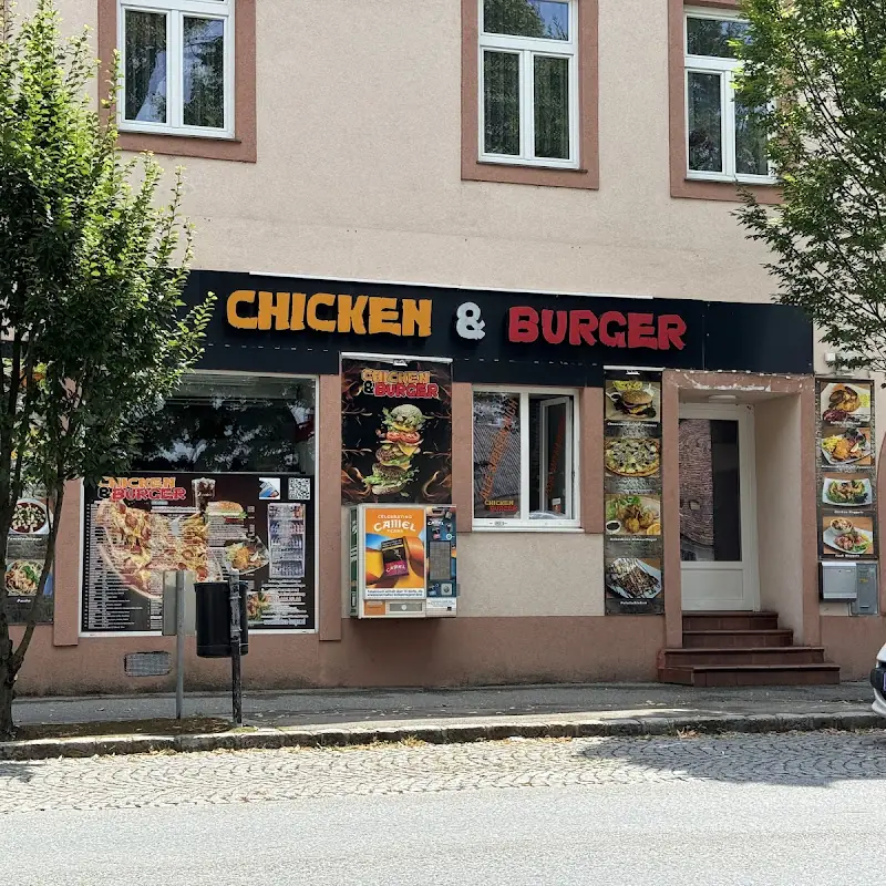 Hausgemachte Chicken Nuggets paniert mit Kürbiskerne (6 Stück)