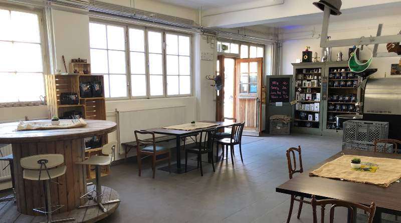 Deluke Coffee
