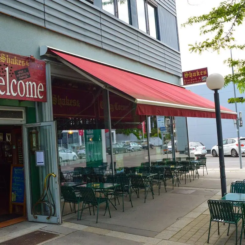 Shakes Pub & Restaurant