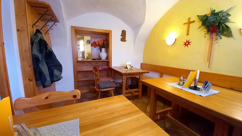 Huemer's Mostschank
