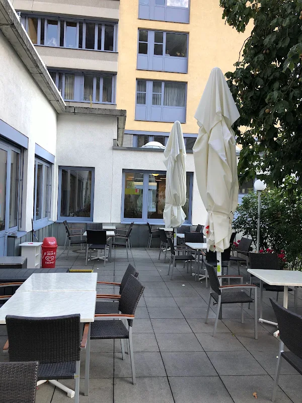Cafe heilBar