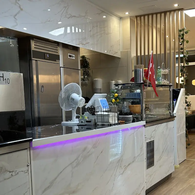 Saray Restaurant