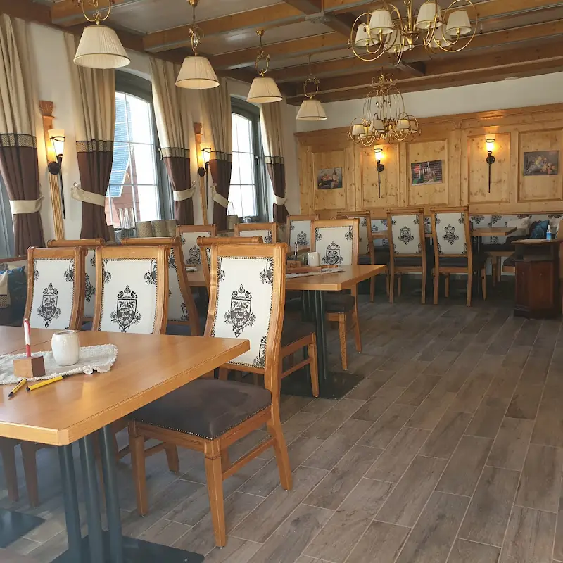 Cafe - Restaurant CHILI die Wenghofstube