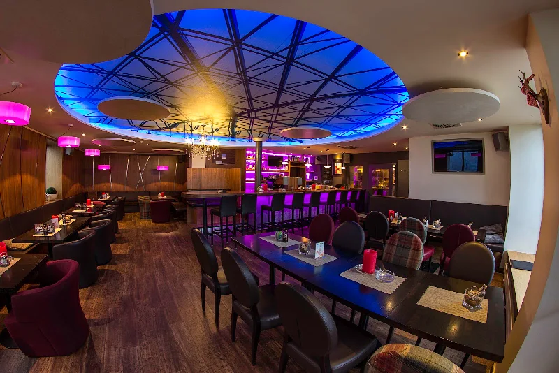 Gansl Lounge / Restaurant