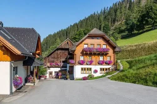 Biobauernhof Pension Grundlehnerhof