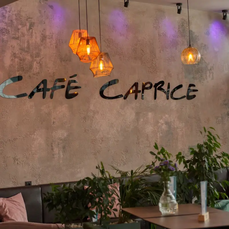 Café Caprice