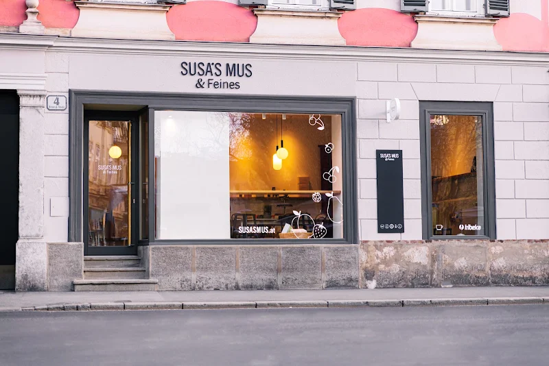 SUSA S MUS & Feines