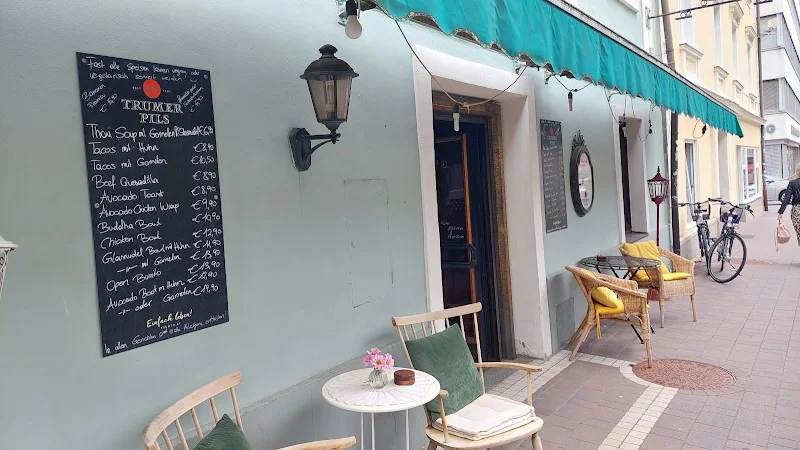 Bistro Domino