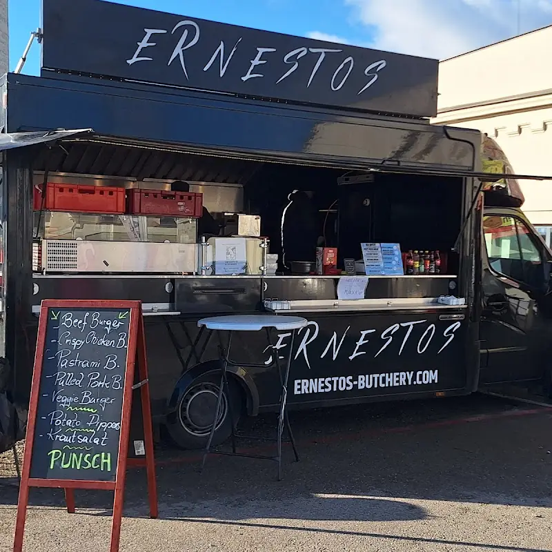 Ernestos Burger beim Strohmaier / Fleischmanufaktur /