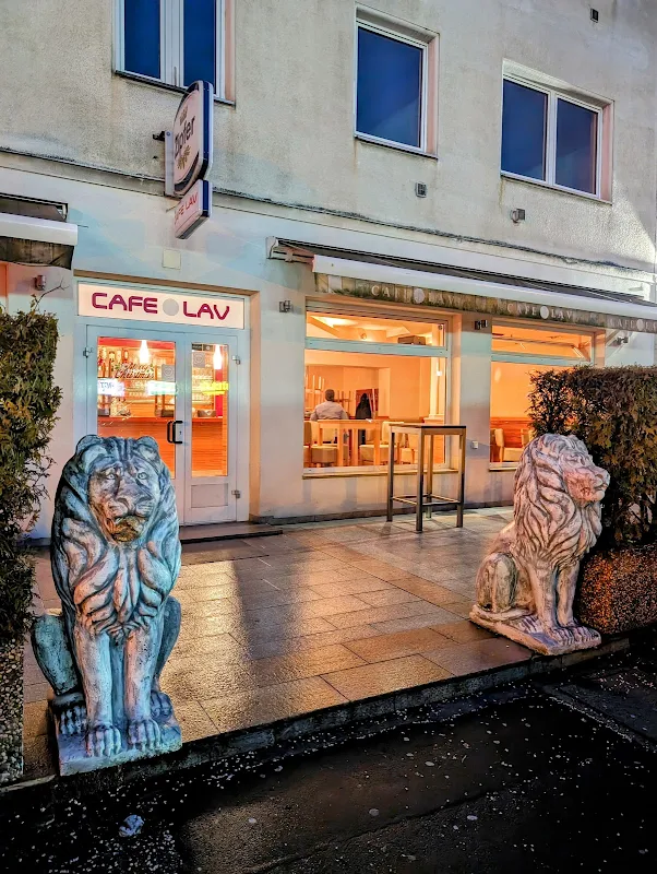 Cafe Lav