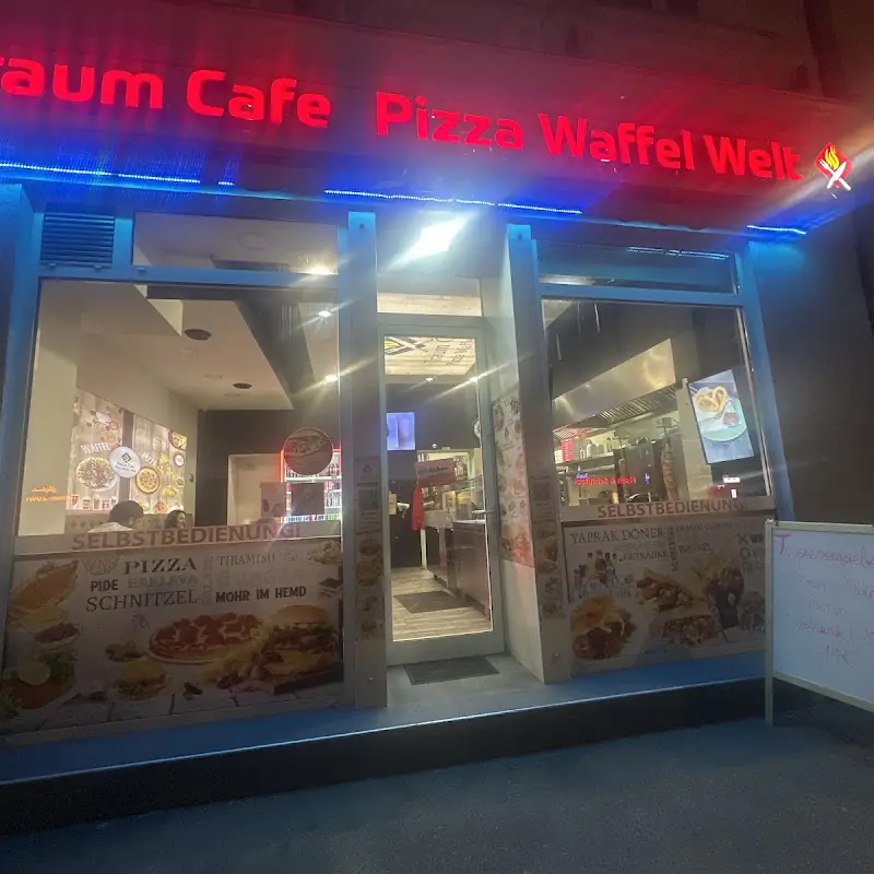 Traum Cafe