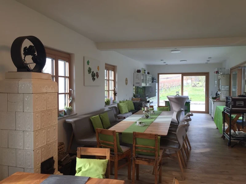 s'Kellerstöckl Weingut u Buschenschank