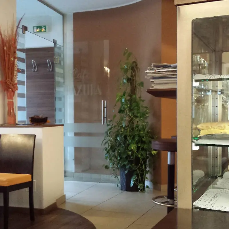 Cafe Maxima
