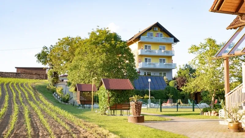 Waldhof Mara - Pension Fuchs