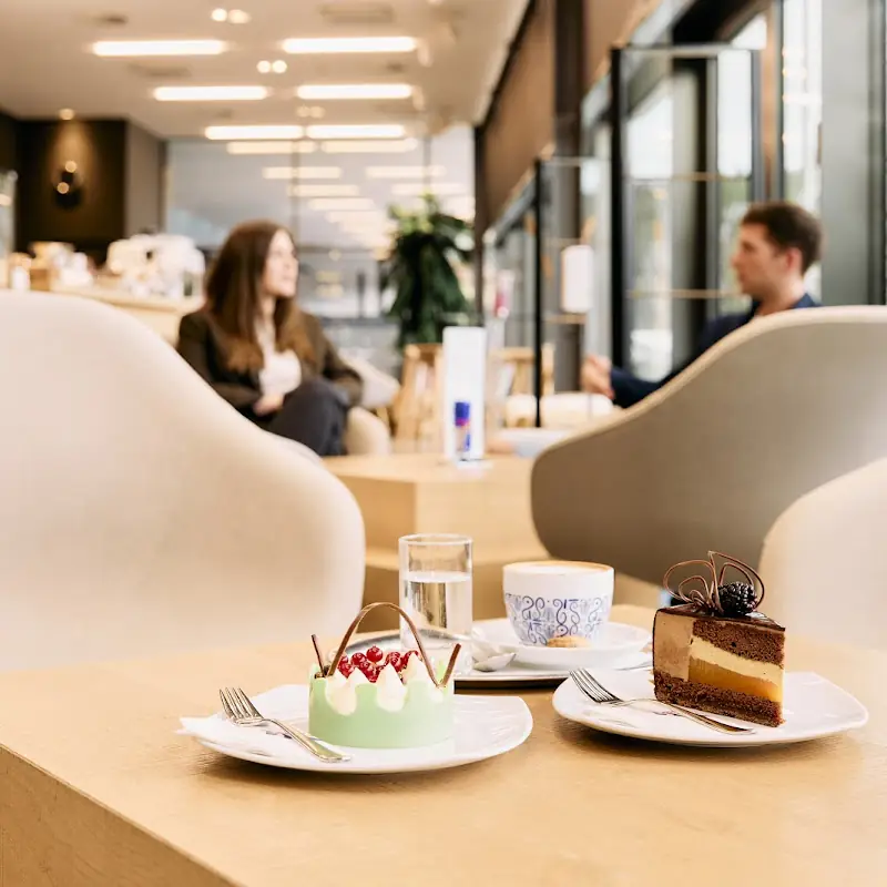 Wing Café