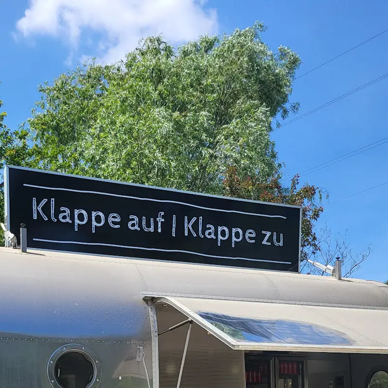 KLAPPE AUF KLAPPE ZU