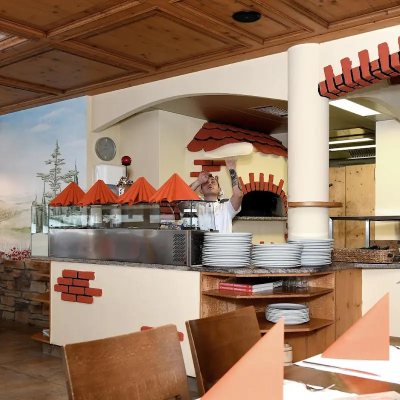 Tre Soli - Italienisches Restaurant, Cafe, Ferienwohnungen