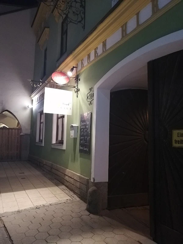Goldener Hirsch Waidhofen - Ein Wirtshaus wie früher