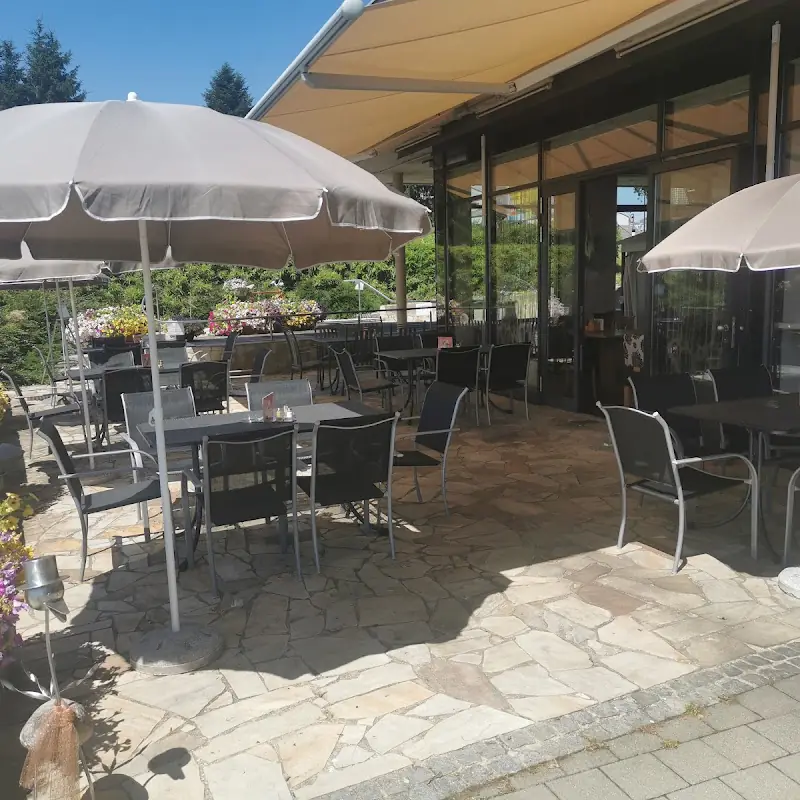 Café Restaurant Holiday