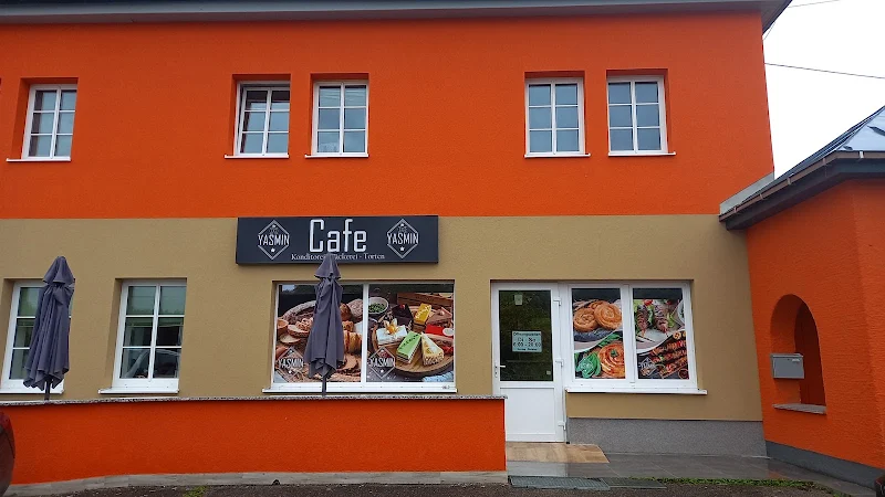 Cafe Yasmin