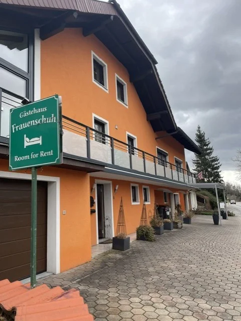 GAESTEHAUS FRAUENSCHUH