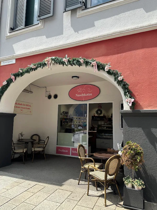Naschkatze Lienz