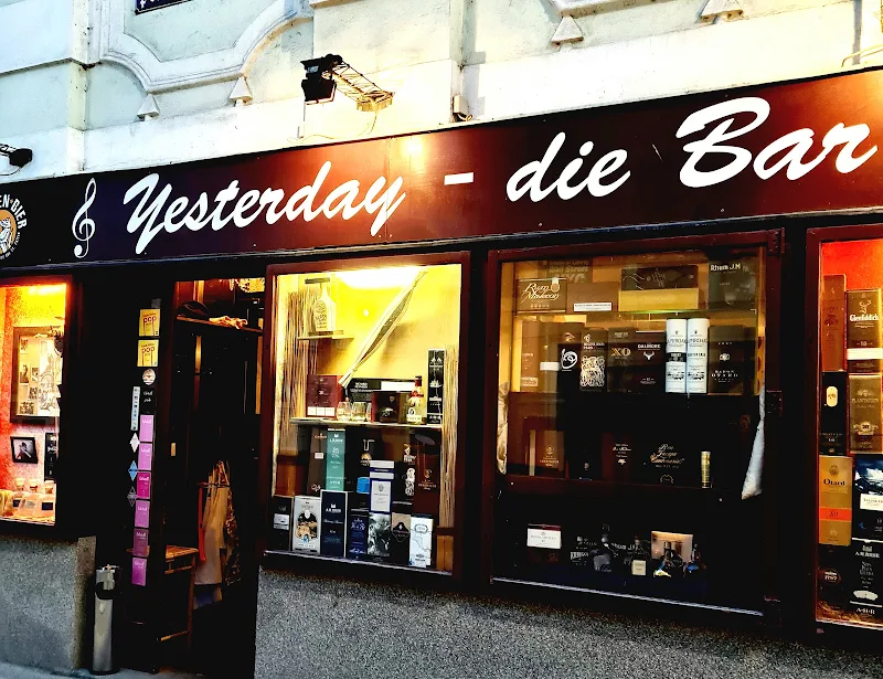 Yesterday - die Bar