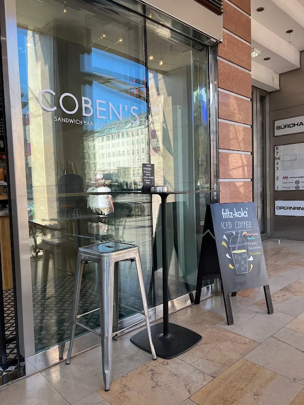 L’Opera Coffee & Sandwich Bar