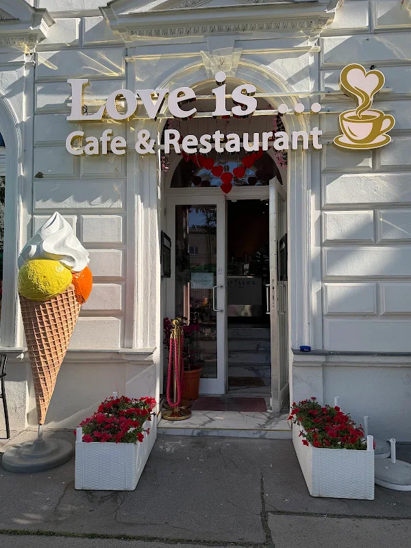 Love Is Café & Restaurant Vienna